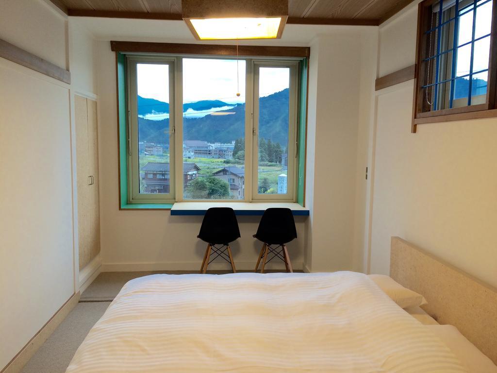 Muikamachi Hutte Hotel Minamiuonuma Buitenkant foto